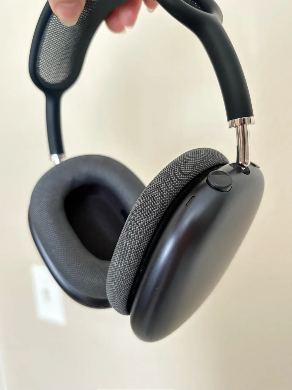 Apple AirPod Max Headphones in Space Grey